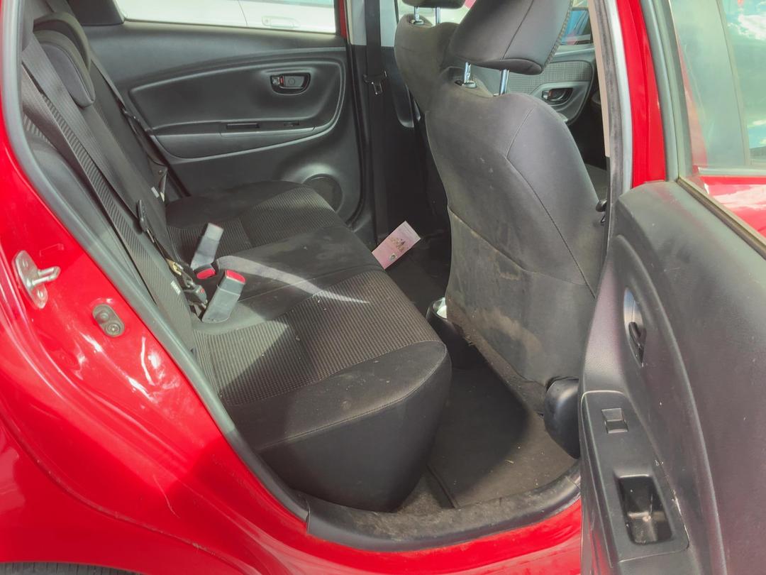 Photo '16' of Toyota Yaris GX Photo '16' of Toyota Yaris GX