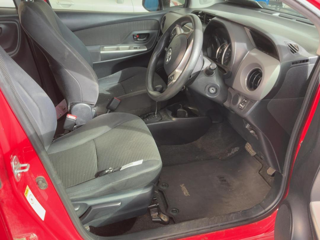 Photo '17' of Toyota Yaris GX Photo '17' of Toyota Yaris GX