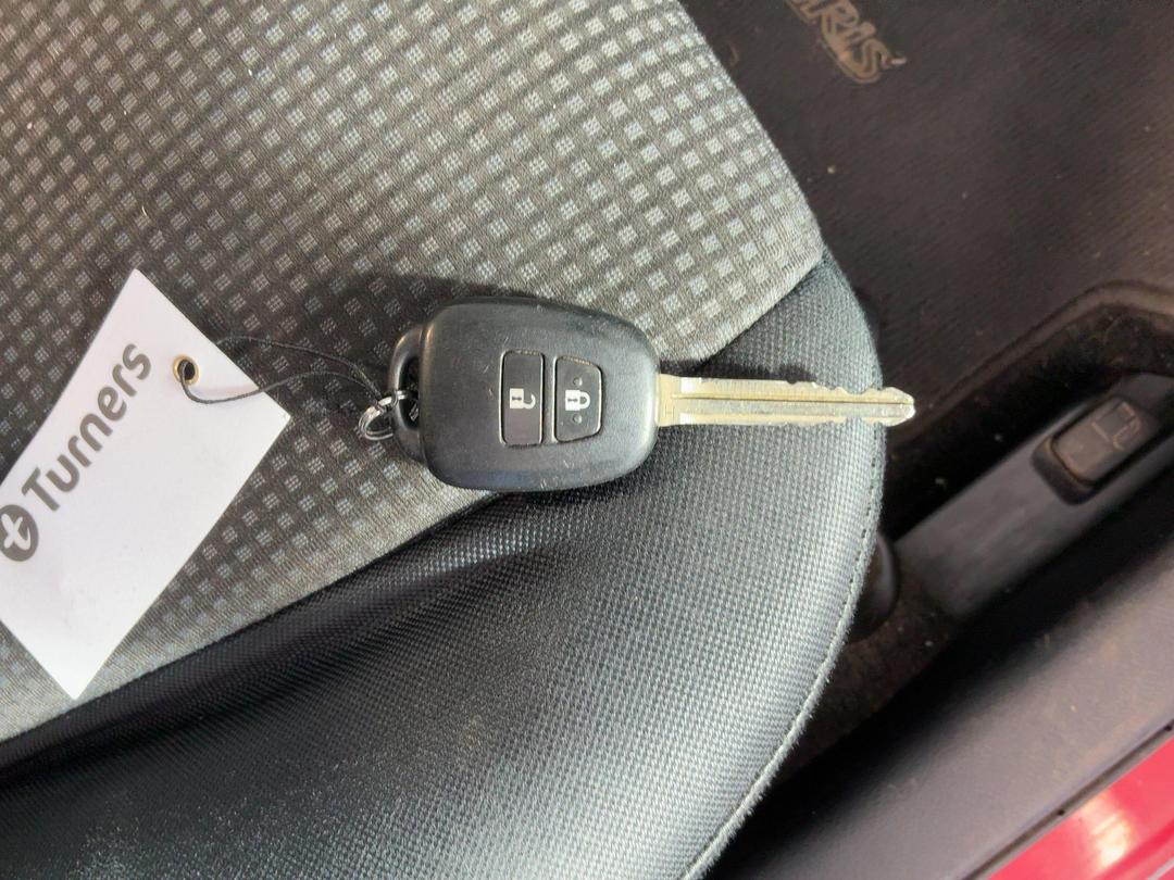 Photo '19' of Toyota Yaris GX Photo '19' of Toyota Yaris GX