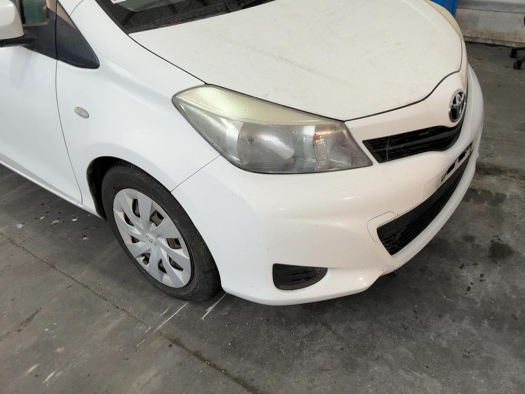 Photo '3' of Toyota Yaris YR Photo '3' of Toyota Yaris YR