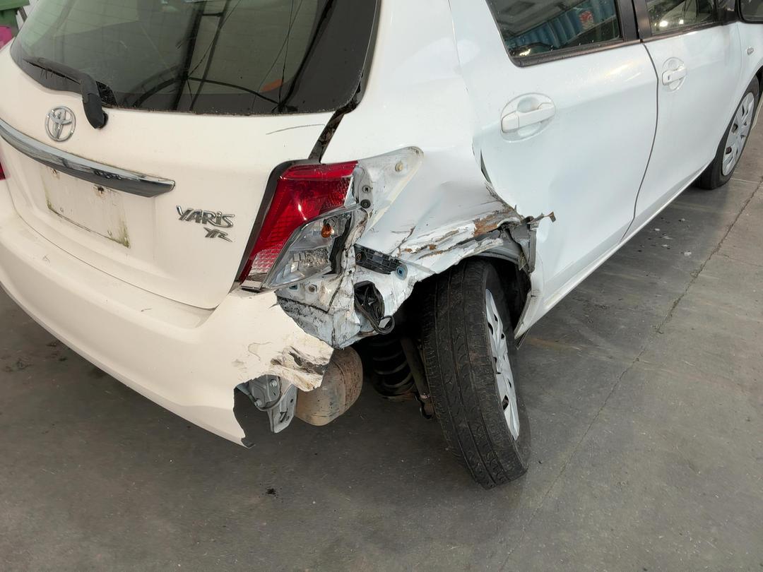 Photo '13' of Toyota Yaris YR Photo '13' of Toyota Yaris YR