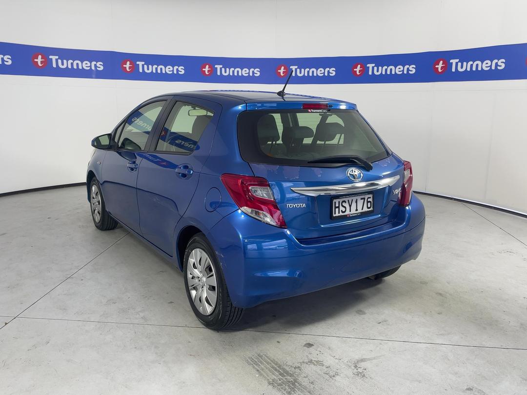 Photo '5' of Toyota Yaris