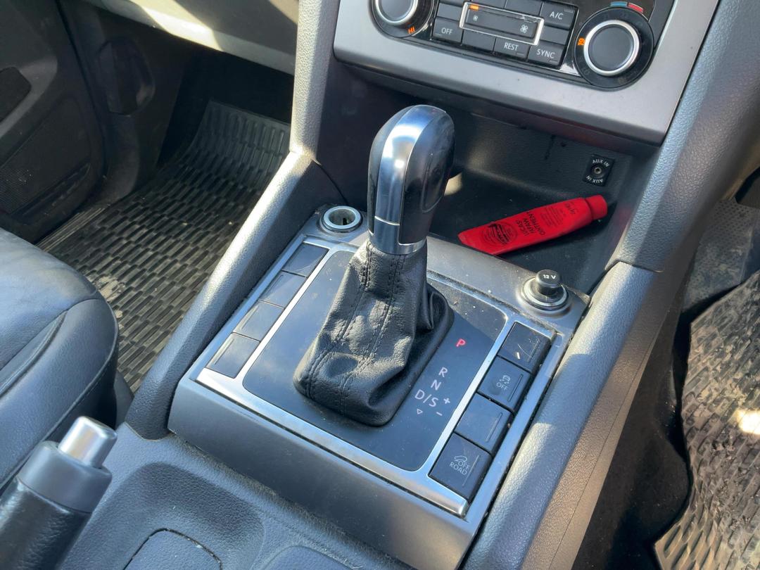 Photo '8' of Volkswagen Amarok DC 4M HL