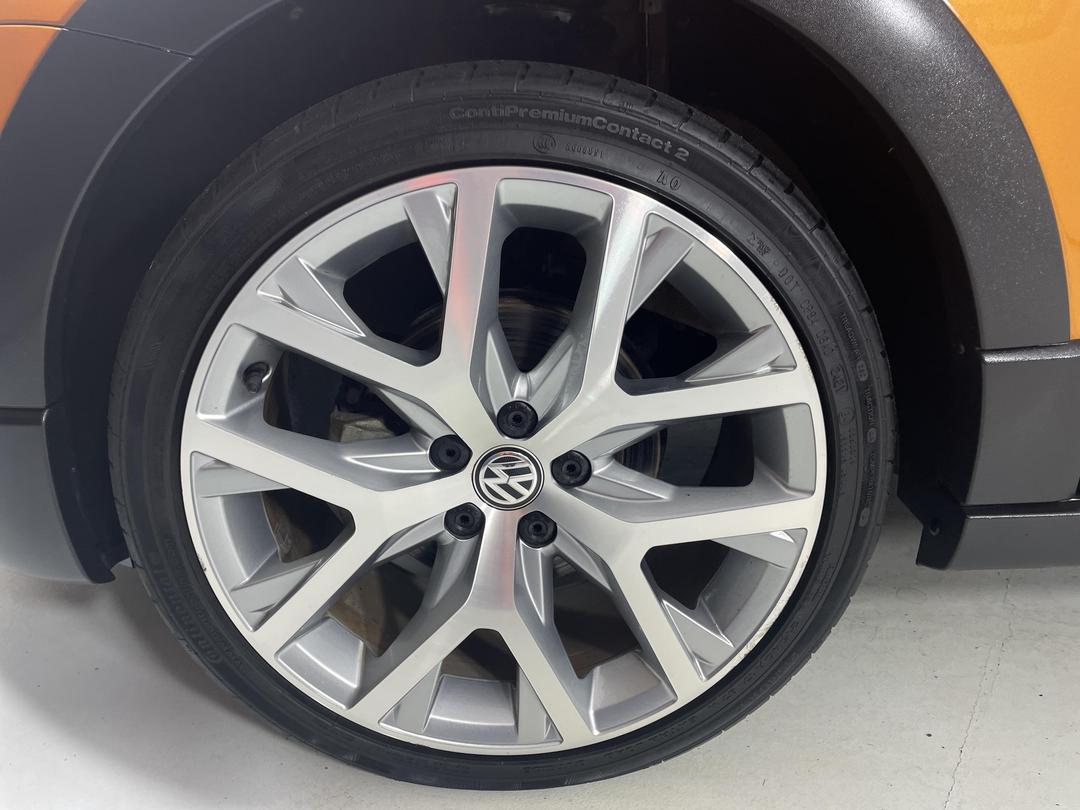 Photo '10' of Volkswagen Cross Polo