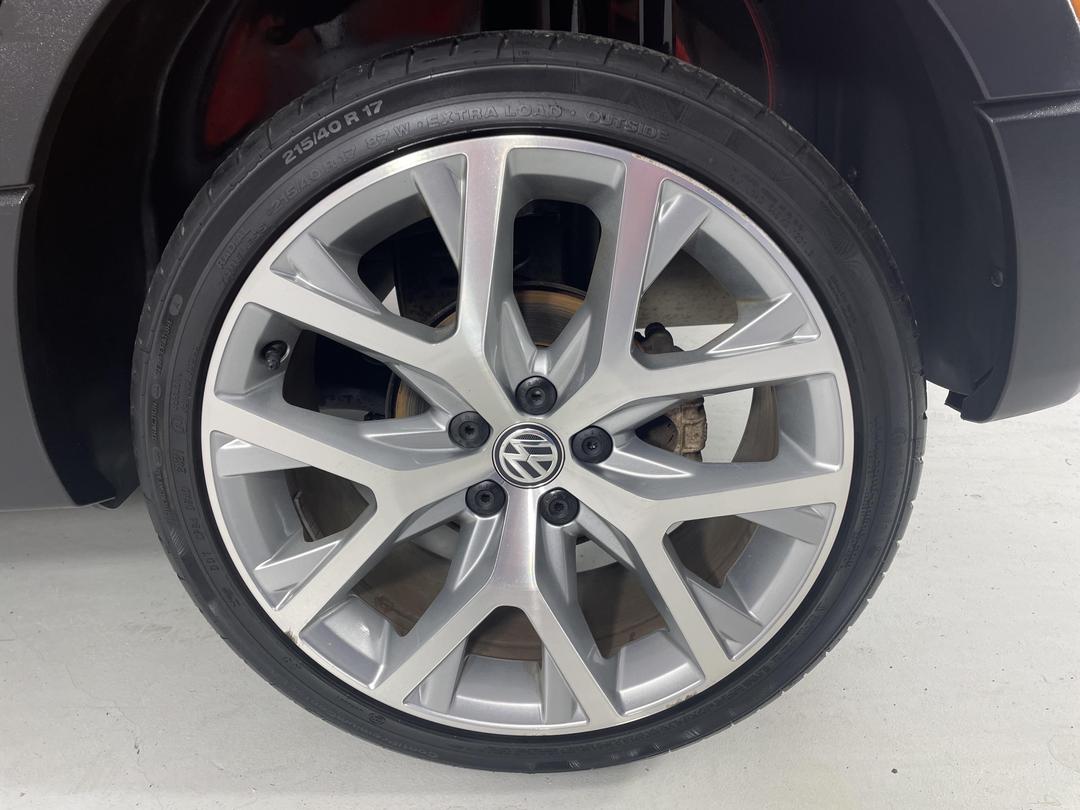 Photo '11' of Volkswagen Cross Polo