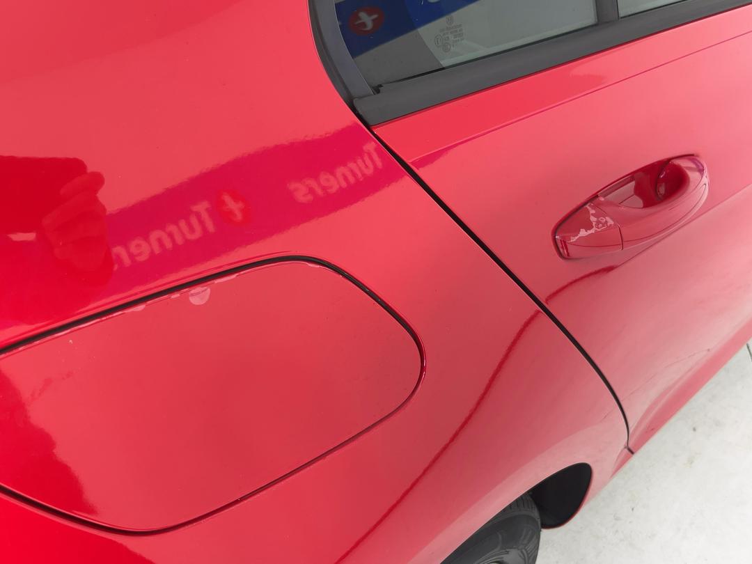 Photo '33' of Volkswagen Golf