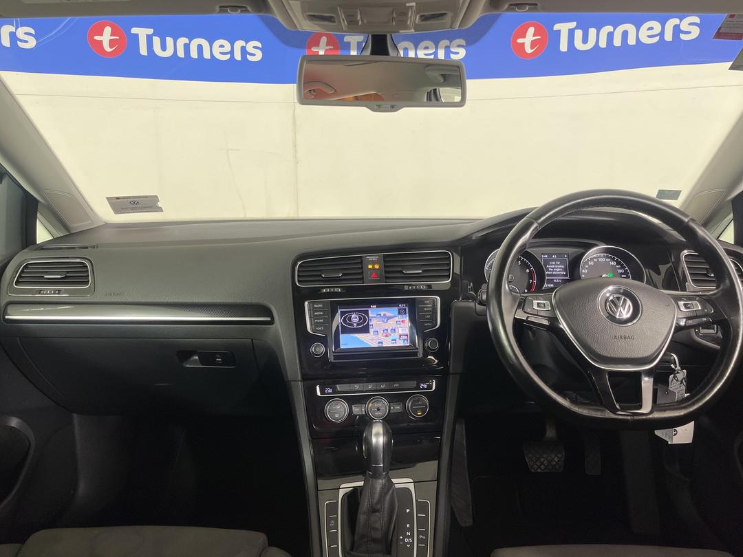 Photo '17' of Volkswagen Golf