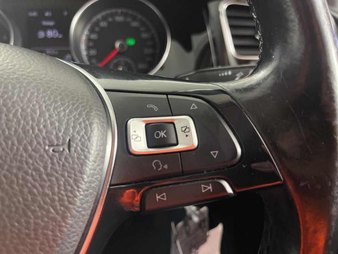 Photo '25' of Volkswagen Golf