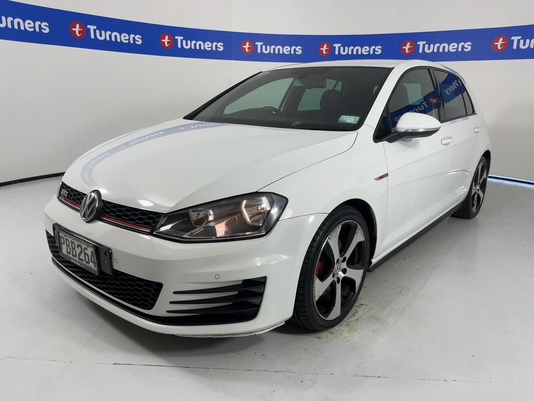 Photo '4' of Volkswagen Golf