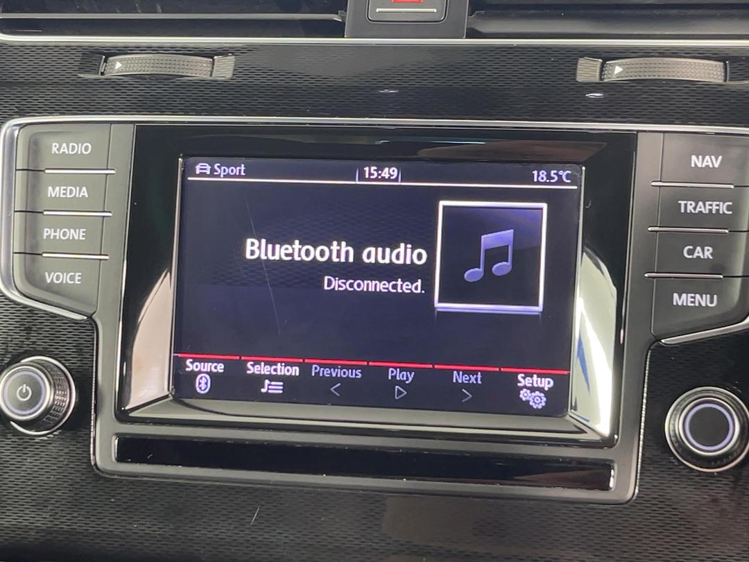 Photo '26' of Volkswagen Golf