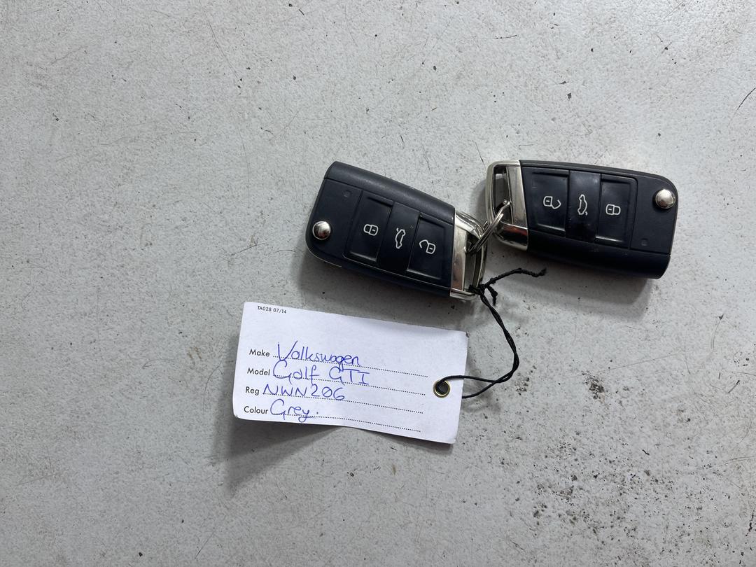 Photo '22' of Volkswagen Golf