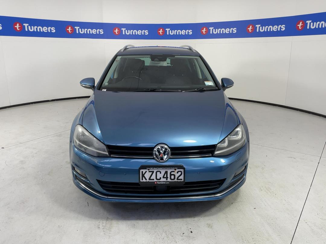 Photo '2' of Volkswagen Golf