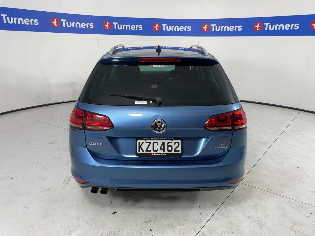 Photo '6' of Volkswagen Golf