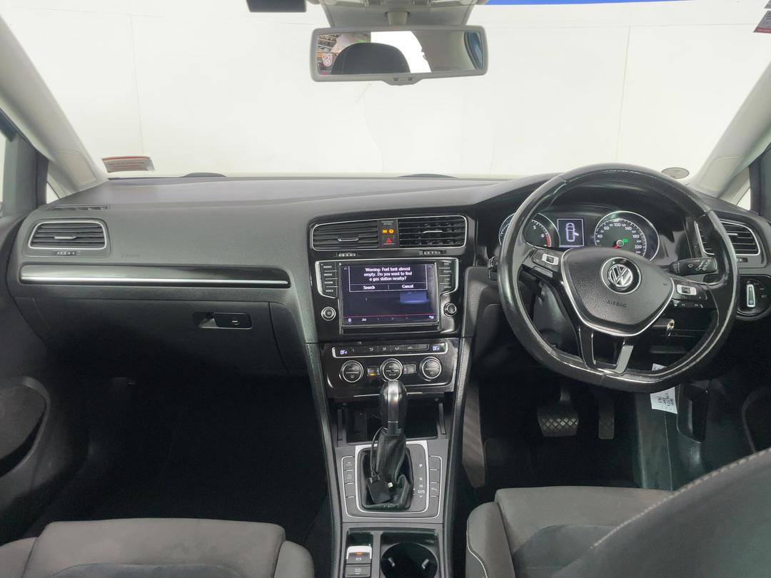 Photo '17' of Volkswagen Golf