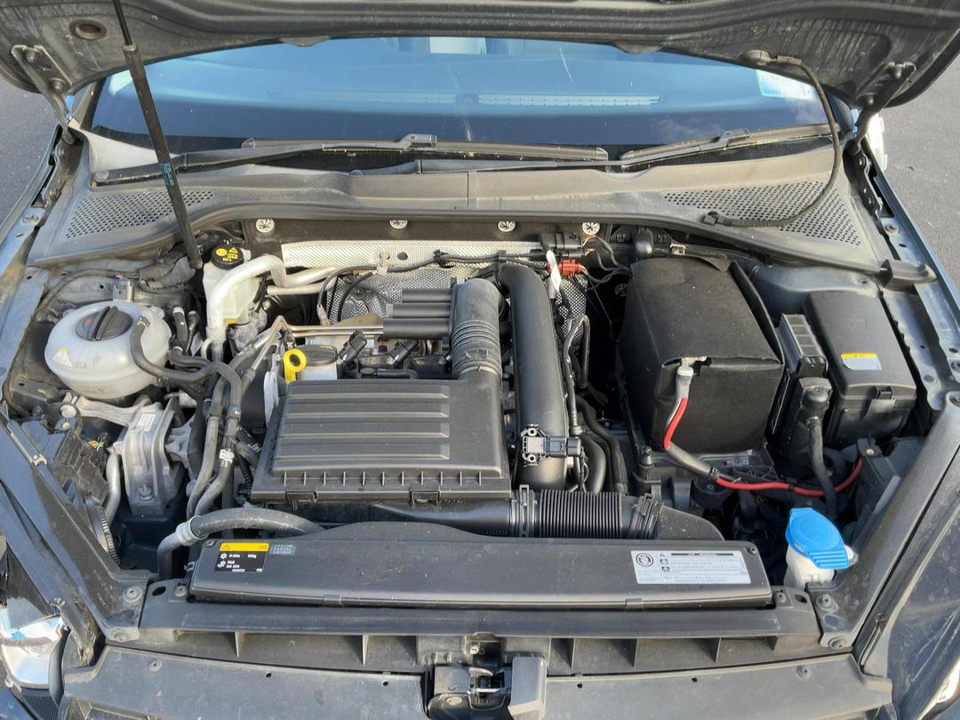 Photo '2' of Volkswagen Golf 1.2 / 77KW (DSG) Photo '2' of Volkswagen Golf 1.2 / 77KW (DSG)
