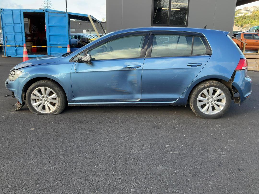 Photo '5' of Volkswagen Golf 1.2 / 77KW (DSG) Photo '5' of Volkswagen Golf 1.2 / 77KW (DSG)