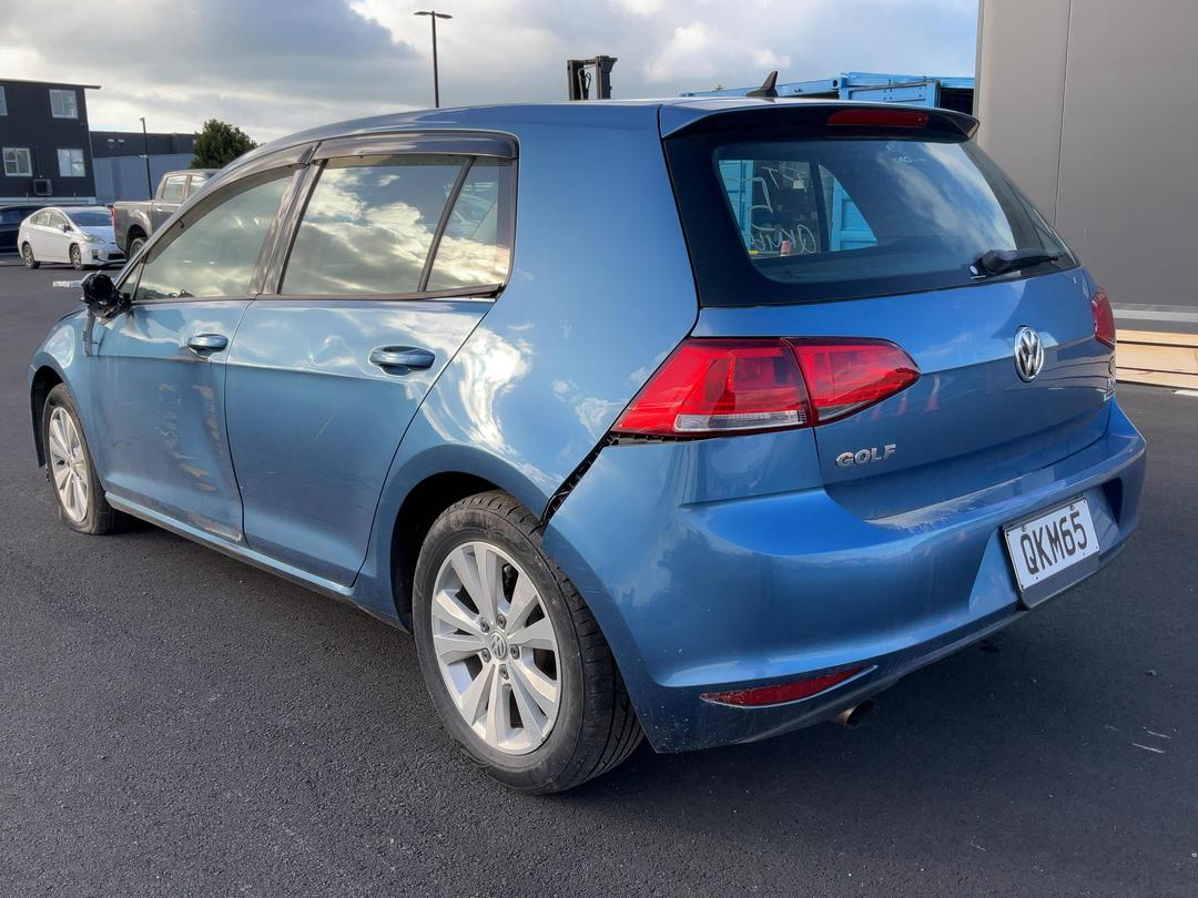 Photo '6' of Volkswagen Golf 1.2 / 77KW (DSG) Photo '6' of Volkswagen Golf 1.2 / 77KW (DSG)