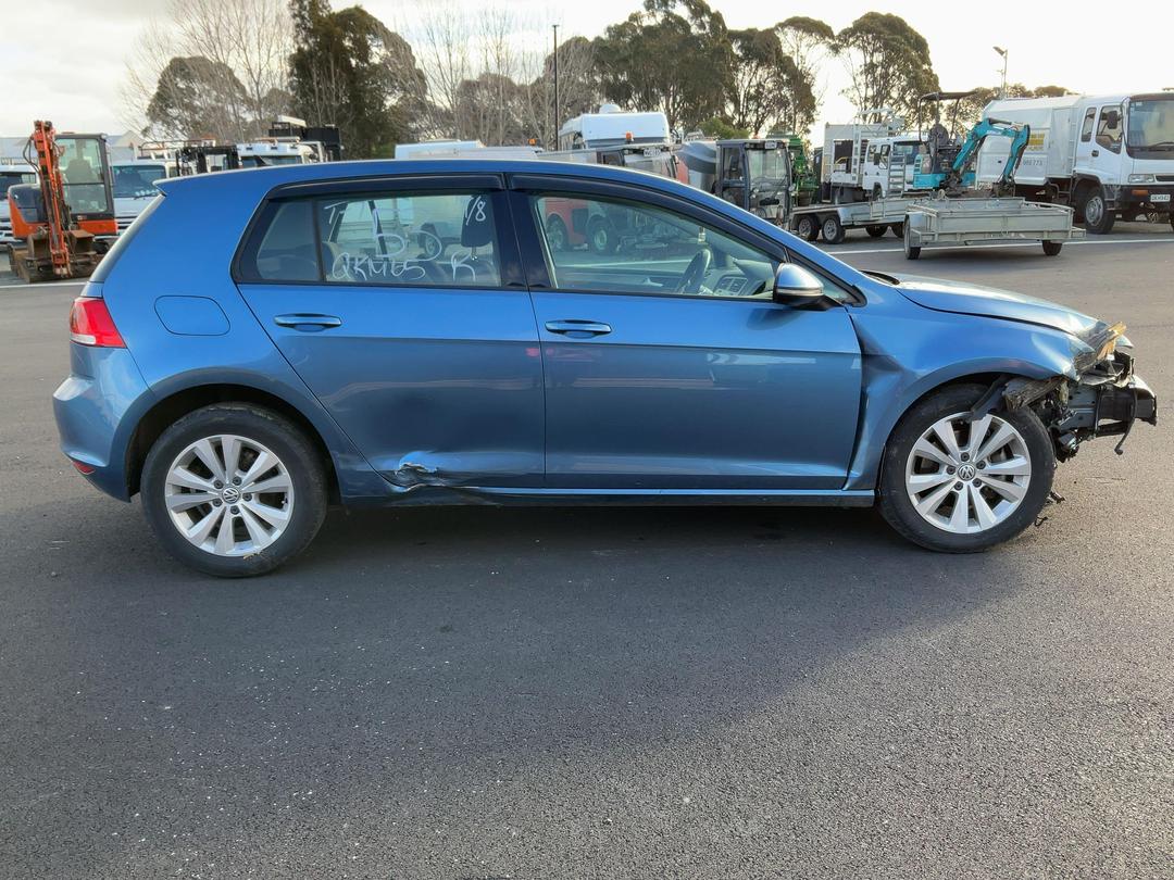 Photo '9' of Volkswagen Golf 1.2 / 77KW (DSG) Photo '9' of Volkswagen Golf 1.2 / 77KW (DSG)