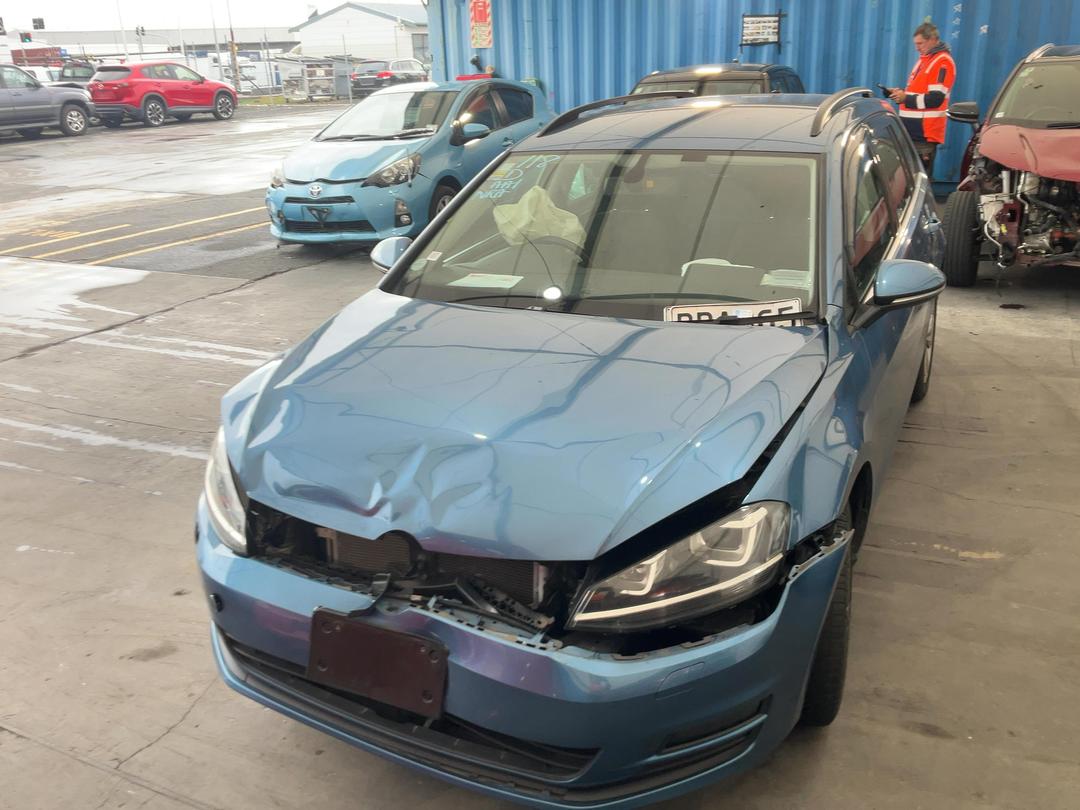 Photo '5' of Volkswagen Golf Variant 1.2 / 77KW (DSG) Photo '5' of Volkswagen Golf Variant 1.2 / 77KW (DSG)
