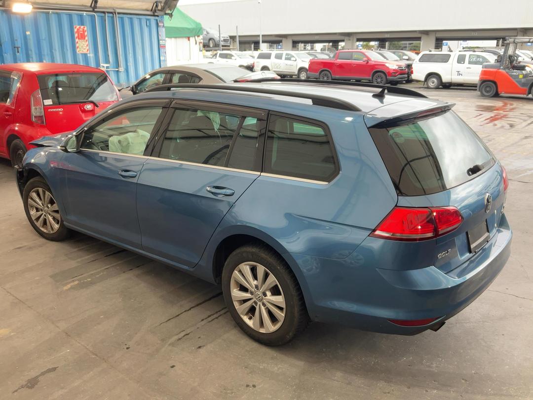 Photo '9' of Volkswagen Golf Variant 1.2 / 77KW (DSG) Photo '9' of Volkswagen Golf Variant 1.2 / 77KW (DSG)