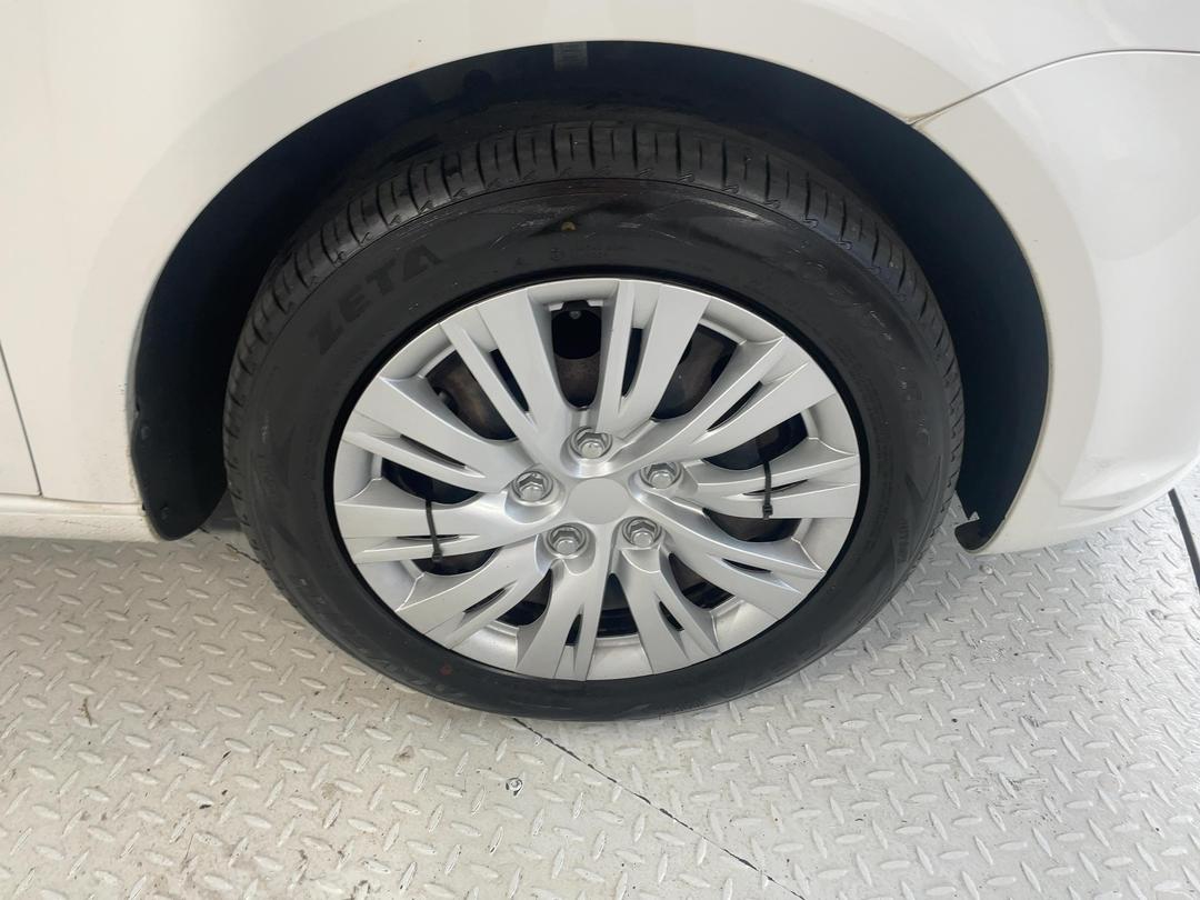 Photo '9' of Volkswagen Golf