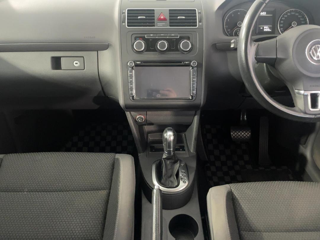 Photo '18' of Volkswagen Golf