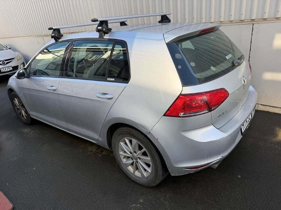 Photo '7' of Volkswagen Golf TSI Comfortline Photo '7' of Volkswagen Golf TSI Comfortline