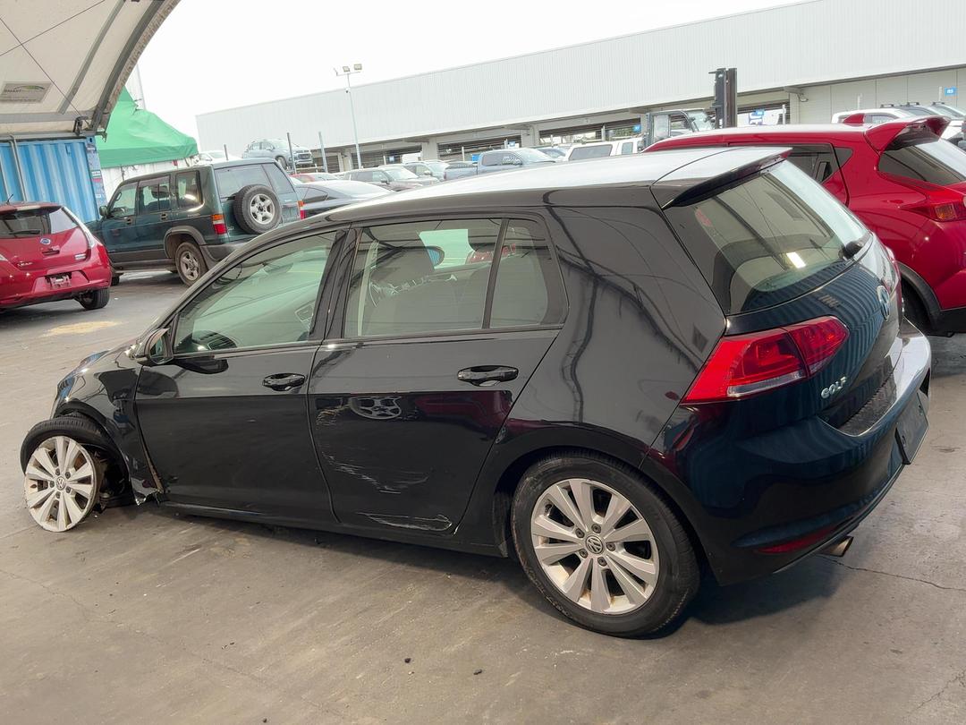 Photo '9' of Volkswagen Golf 1.2 / 77KW (DSG) Photo '9' of Volkswagen Golf 1.2 / 77KW (DSG)