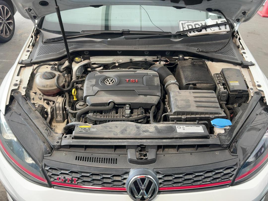 Photo '17' of Volkswagen Golf GTI (DSG) Photo '17' of Volkswagen Golf GTI (DSG)