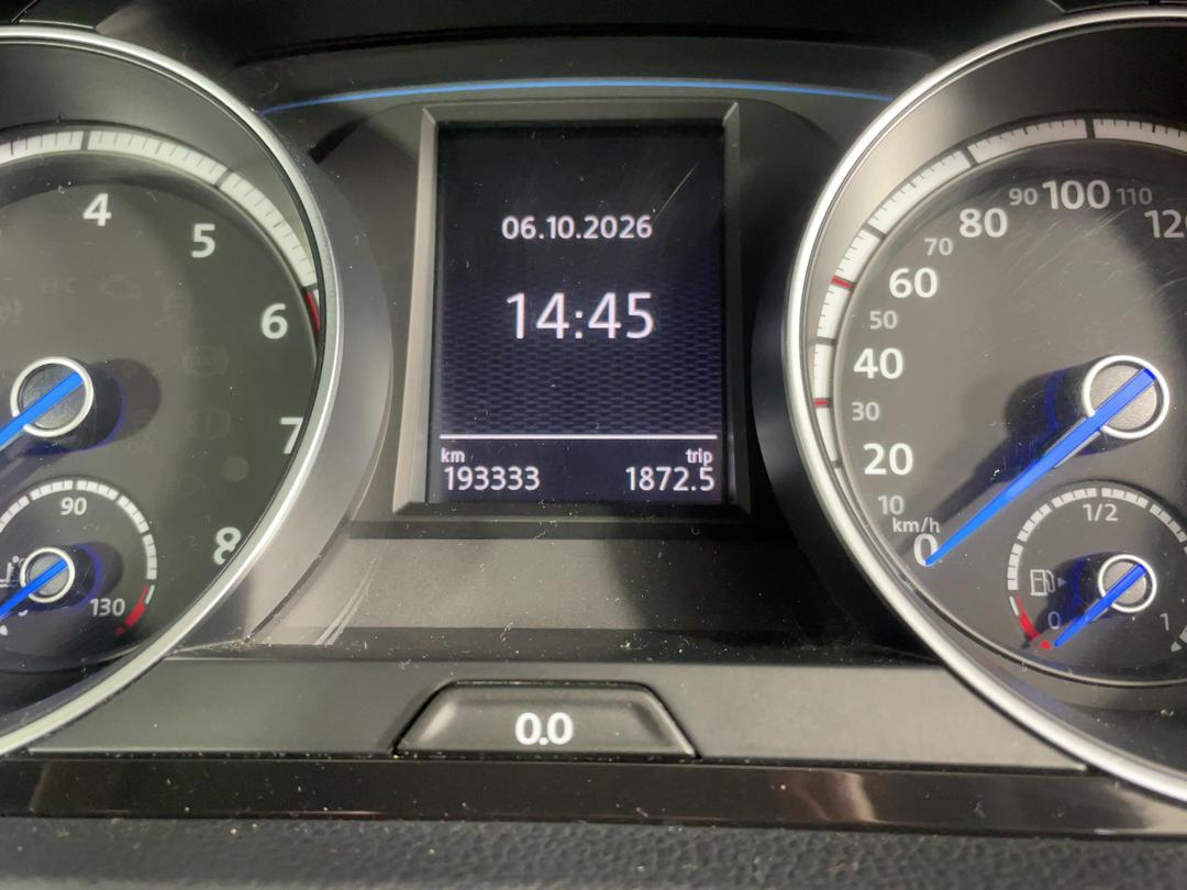 Photo '21' of Volkswagen Golf