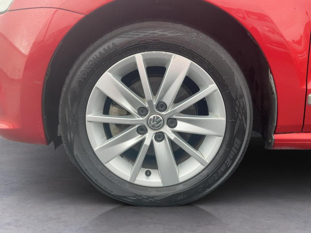 Photo '10' of Volkswagen Polo
