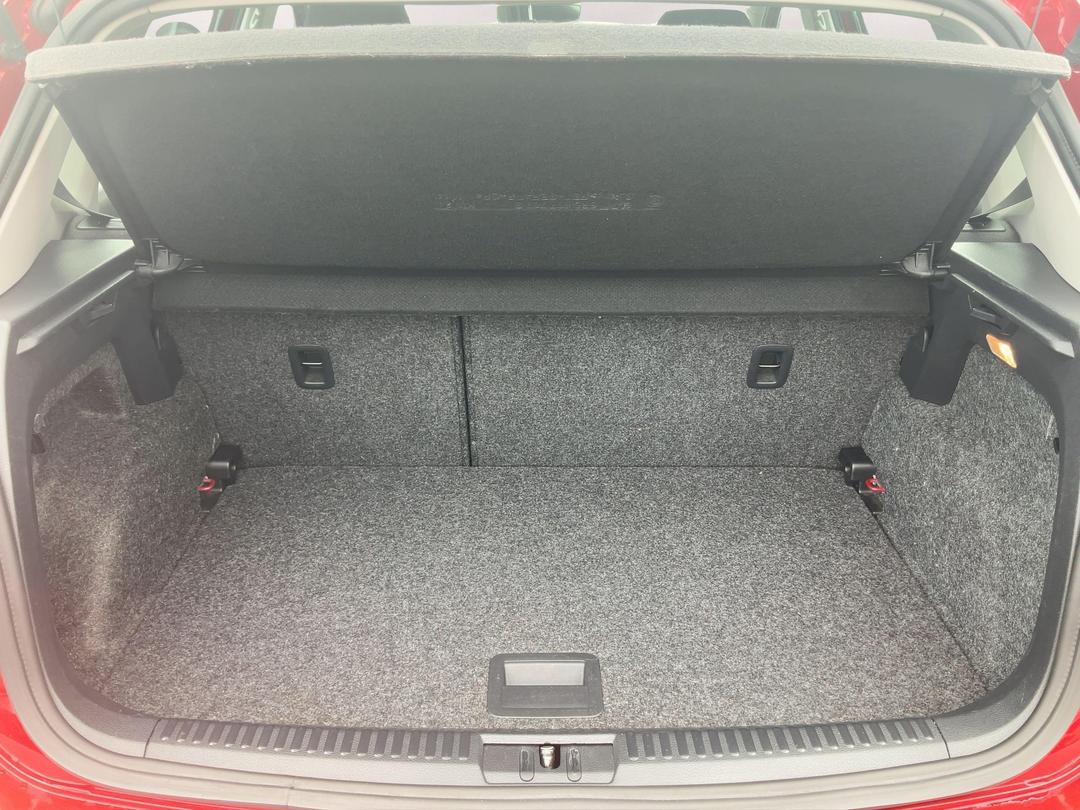 Photo '14' of Volkswagen Polo