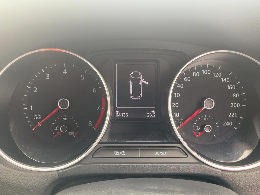Photo '21' of Volkswagen Polo