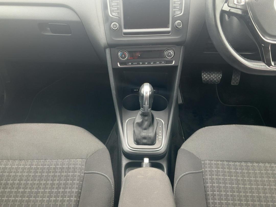 Photo '18' of Volkswagen Polo