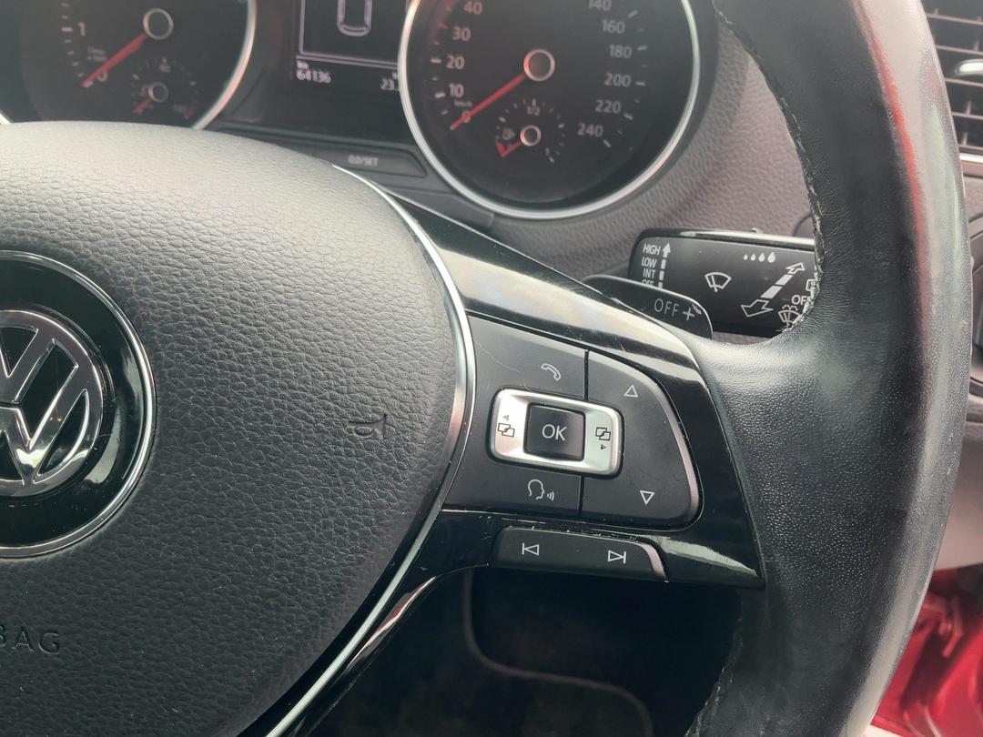 Photo '28' of Volkswagen Polo