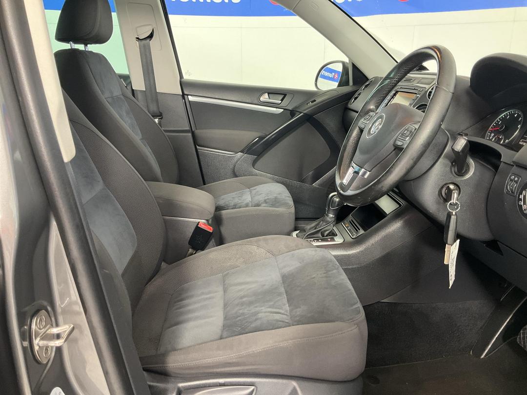 Photo '16' of Volkswagen Tiguan