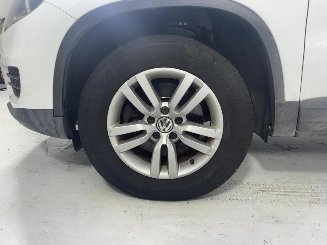 Photo '10' of Volkswagen Tiguan