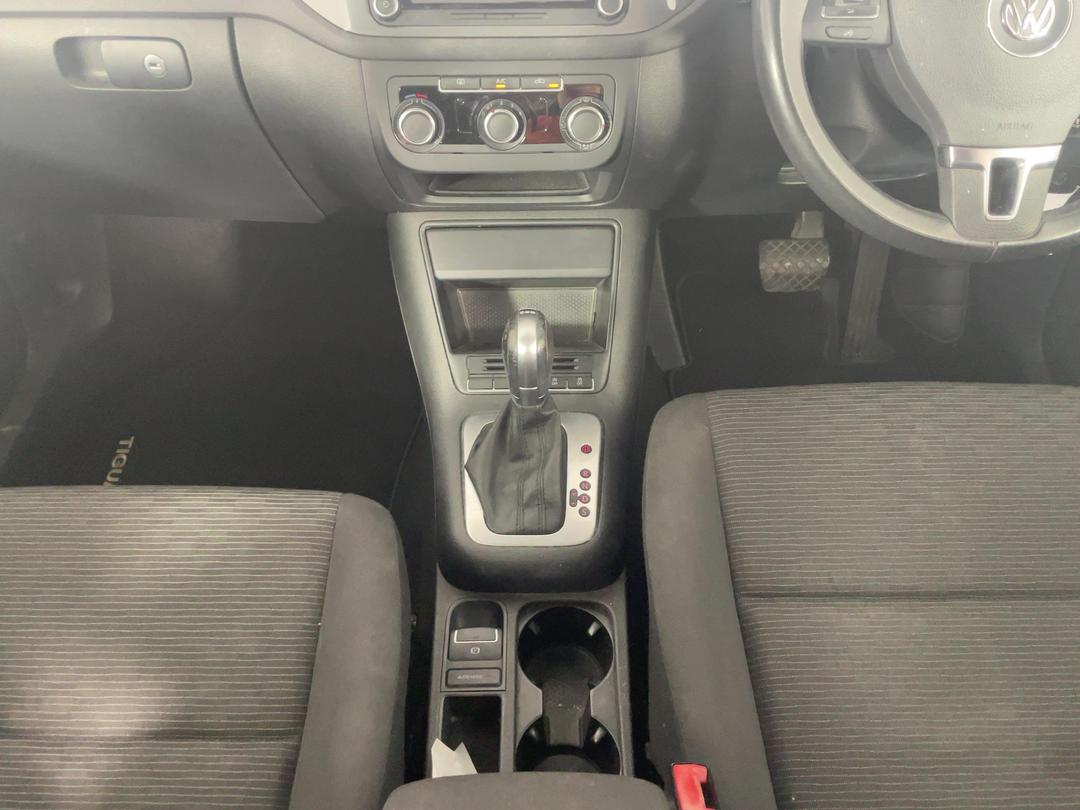 Photo '18' of Volkswagen Tiguan