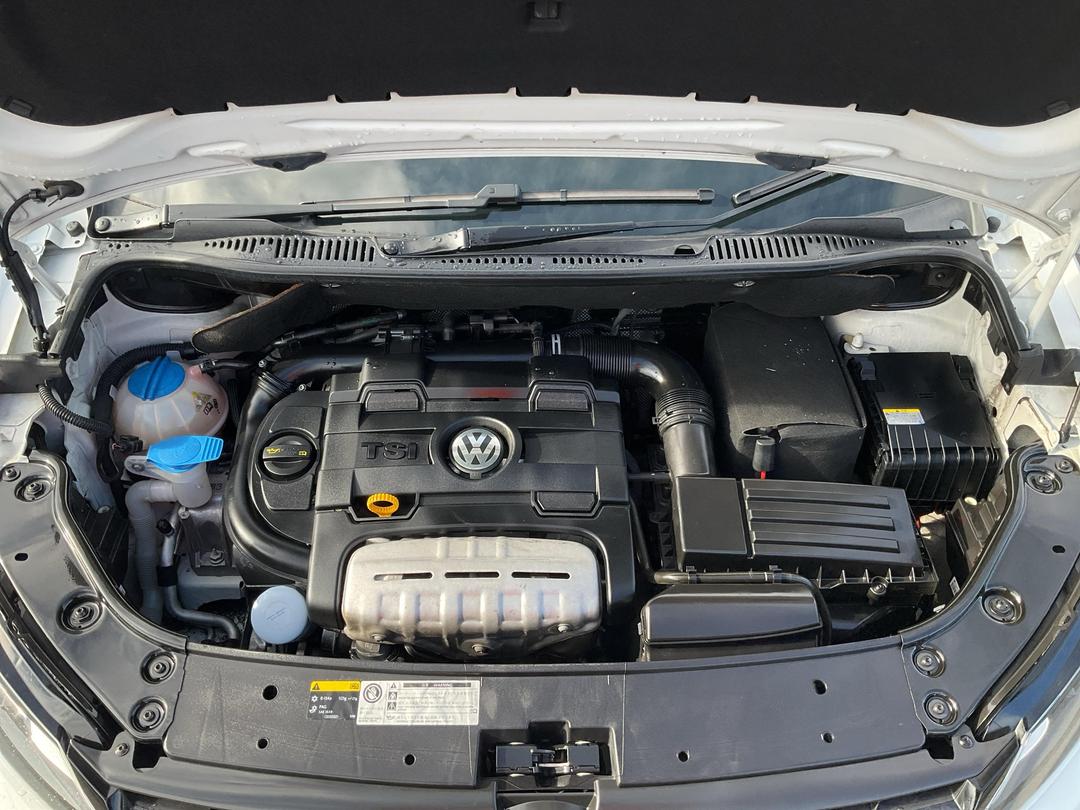 Photo '13' of Volkswagen Touran