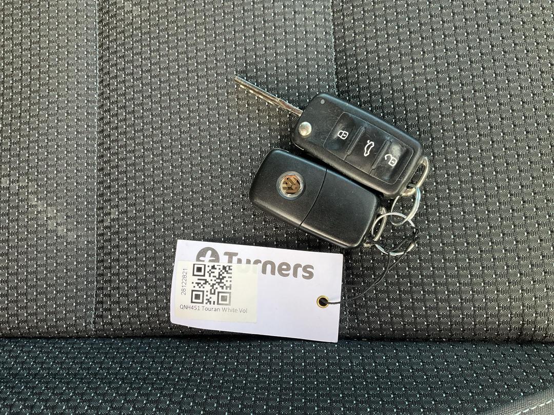 Photo '22' of Volkswagen Touran