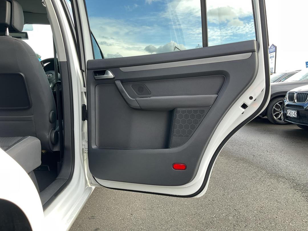 Photo '19' of Volkswagen Touran