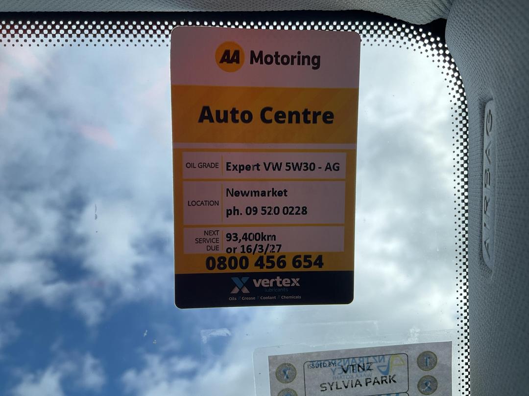 Photo '23' of Volkswagen Touran