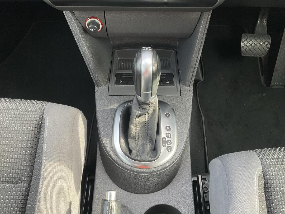 Photo '18' of Volkswagen Touran