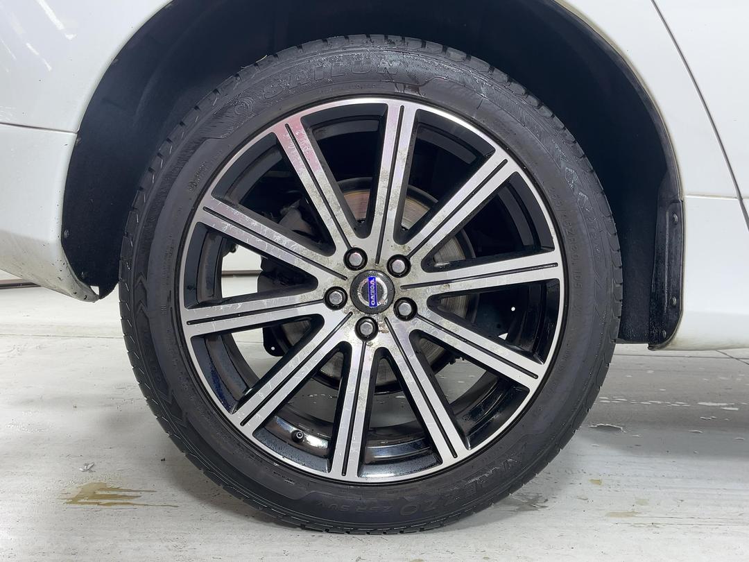 Photo '12' of Volvo XC60