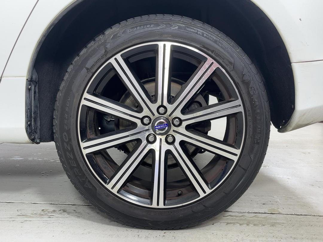 Photo '11' of Volvo XC60