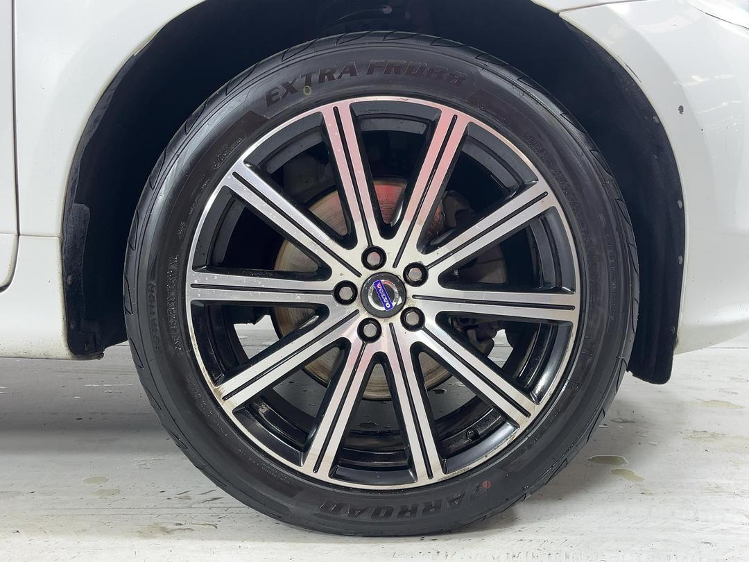 Photo '9' of Volvo XC60