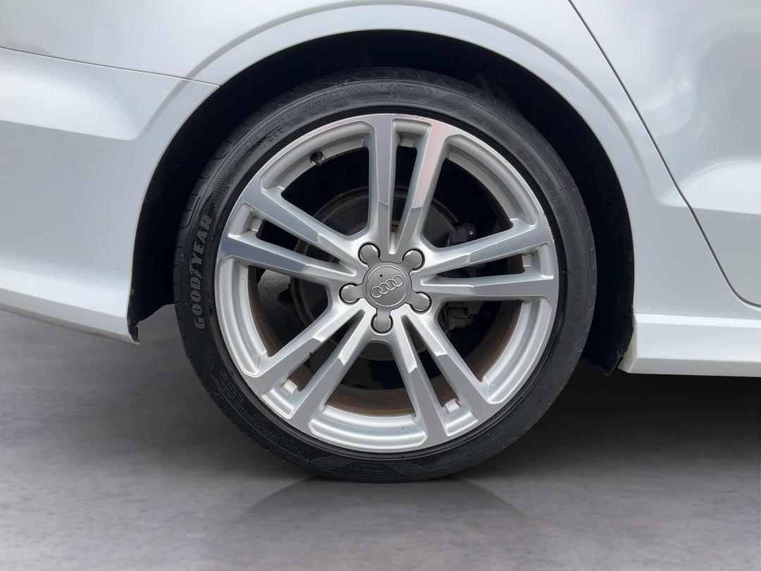 Photo '12' of Audi A3