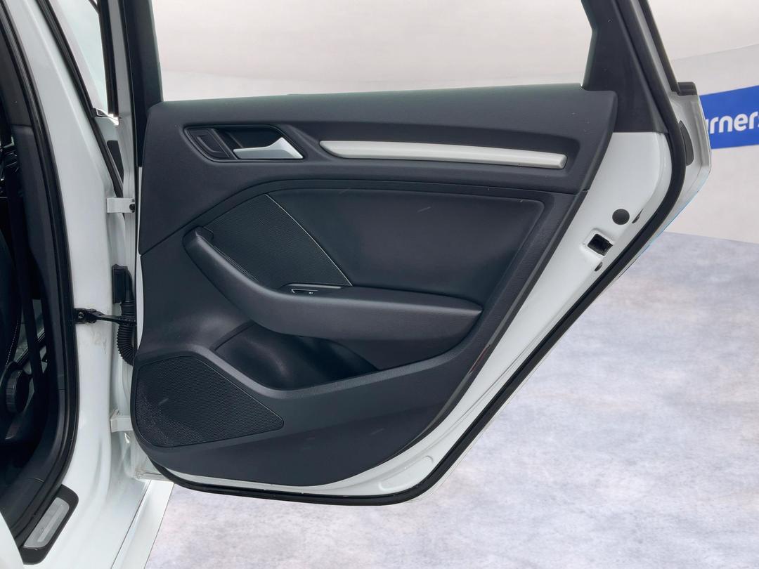 Photo '19' of Audi A3
