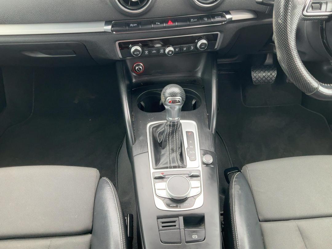 Photo '18' of Audi A3