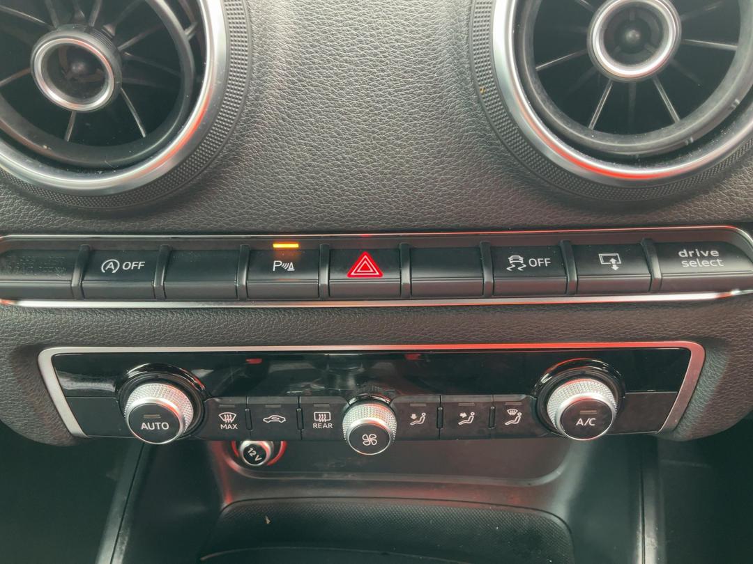 Photo '28' of Audi A3